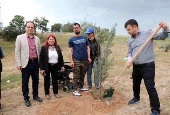 TSD AYDIN ŞUBESİNDEN ENGELLİLER HAFTASINDA "BENİMDE BİR AĞACIM VAR" PROJESİ!